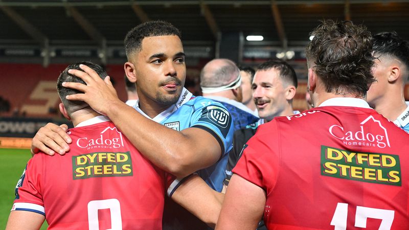 Scarlets_v_Cardiff end of game