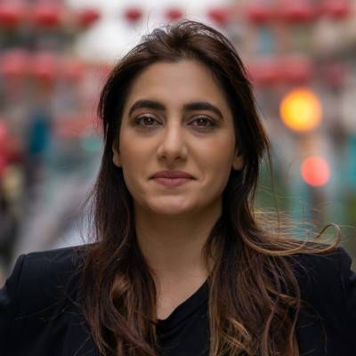 Baharak Arjomandi