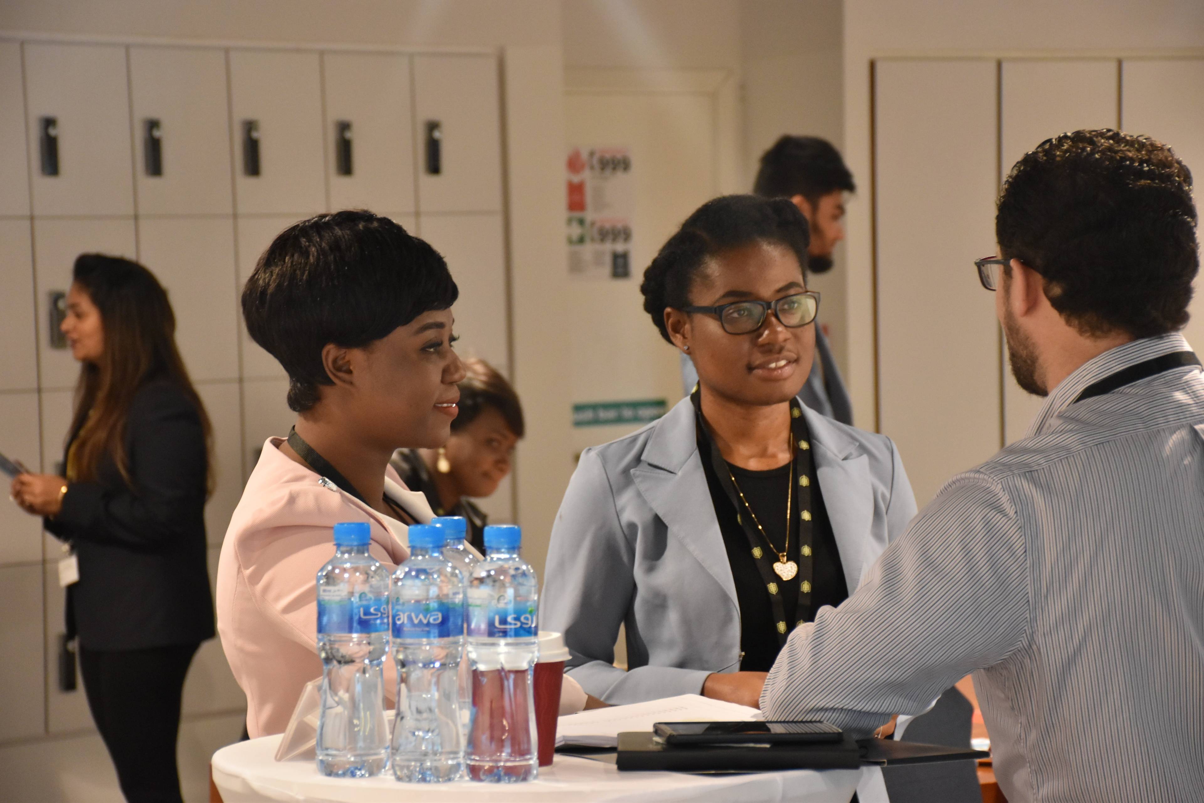 Top 5 tips to stand out at a careers fair