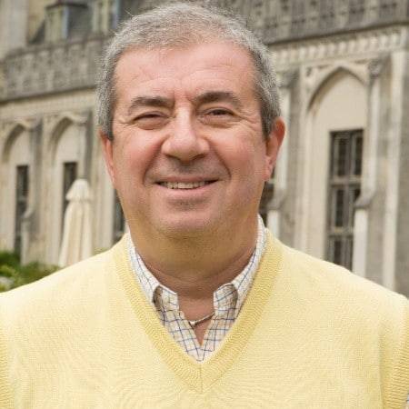 Roger Delves
