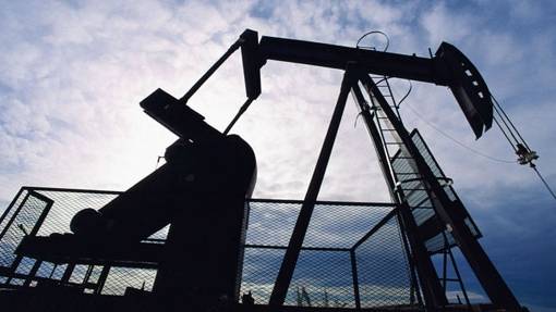 Renewable energy stays strong despite plummeting oil prices Photo
