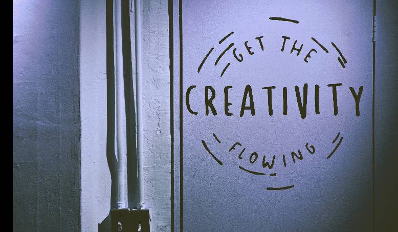 Creative thinking: What it is and how do you build this leadership skill?