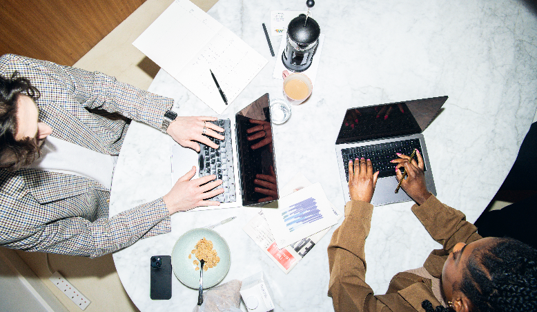 GOMBA vs HEMBA: Which Part-Time MBA Should You Take?