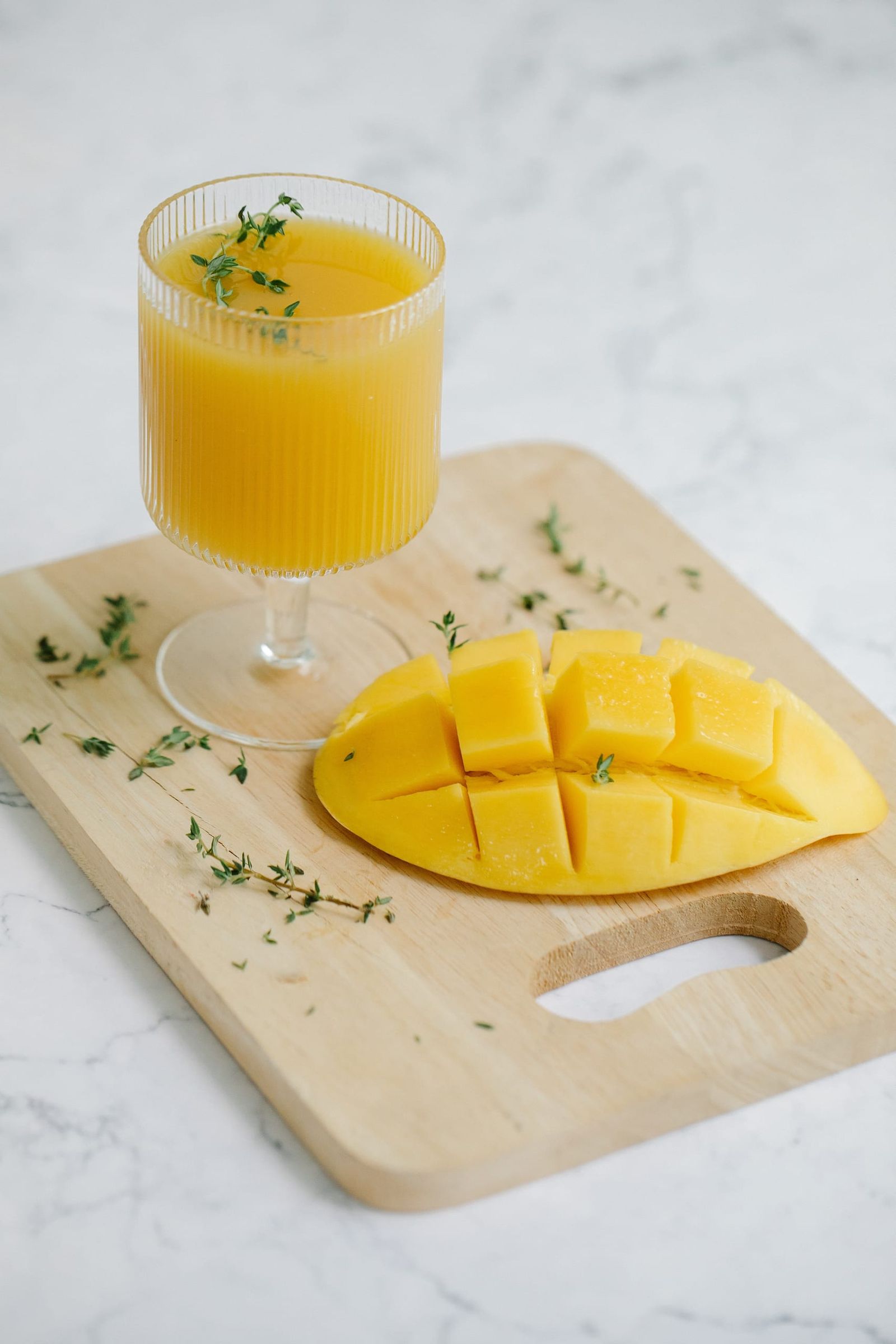 Natürlich tropisch mango-twist-mango-drink.jpg
