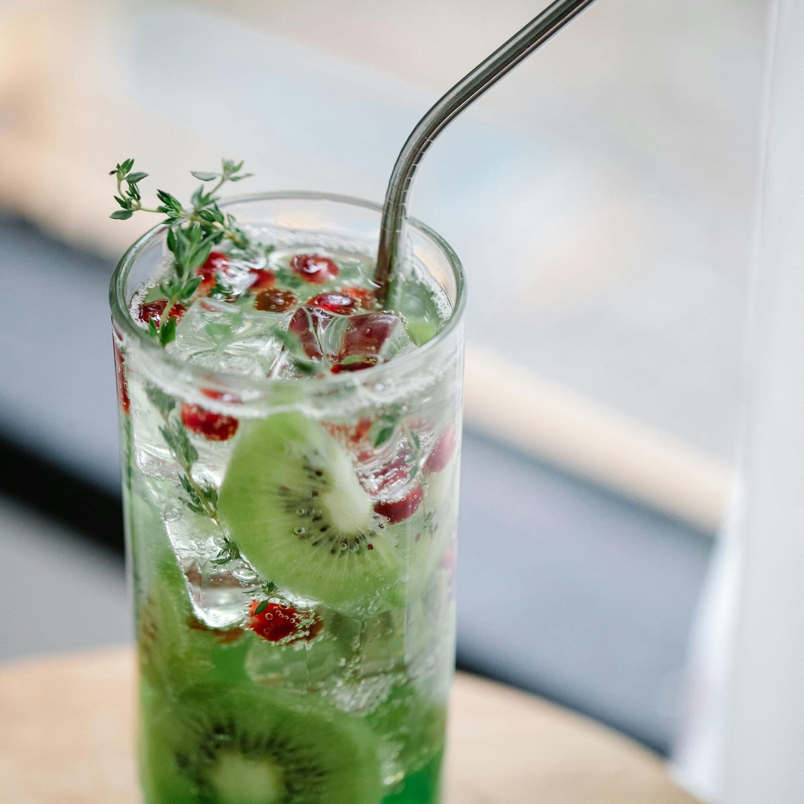kiwi-crush-cocktail.jpg