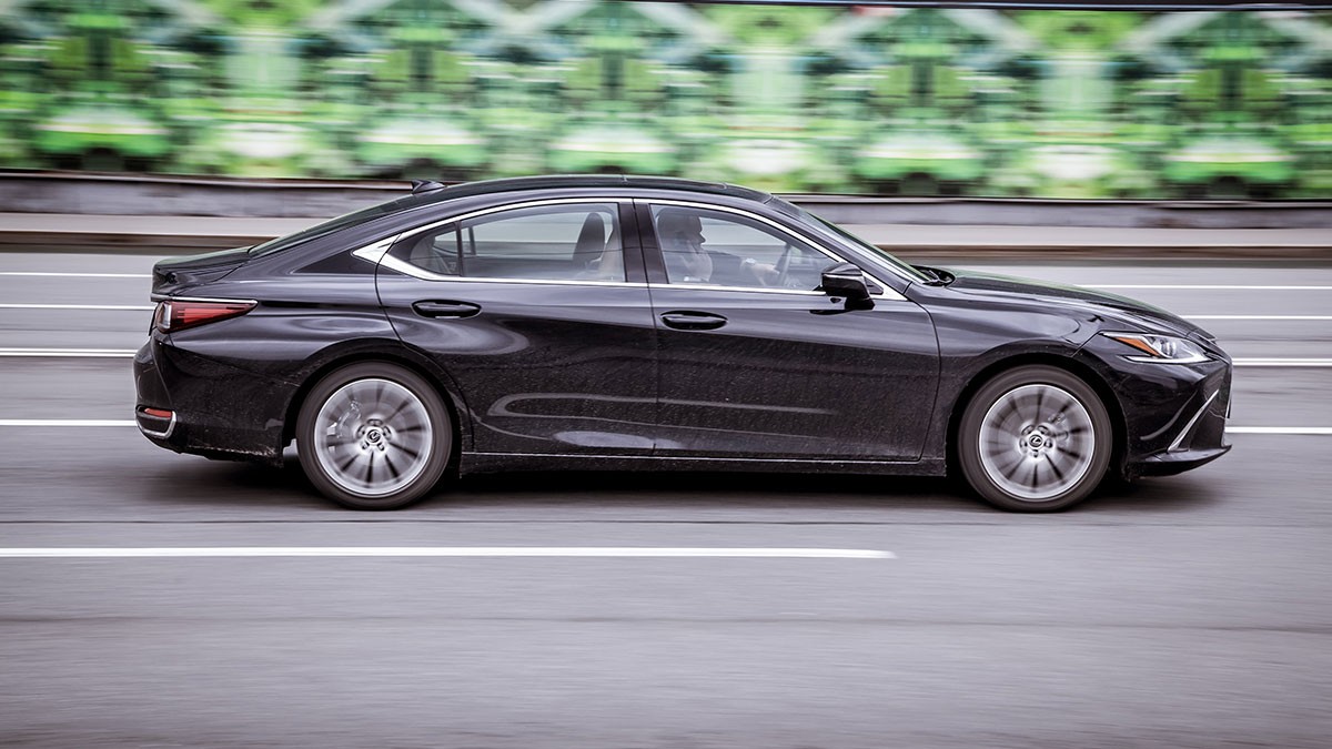 Side profile of a Lexus ES 350 being driven