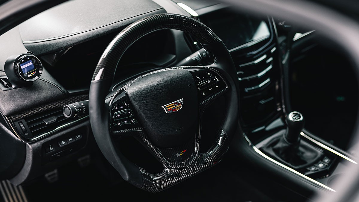 Cadillac CTS interior