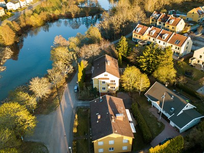 10 Ways to Lower Home Insurance Costs