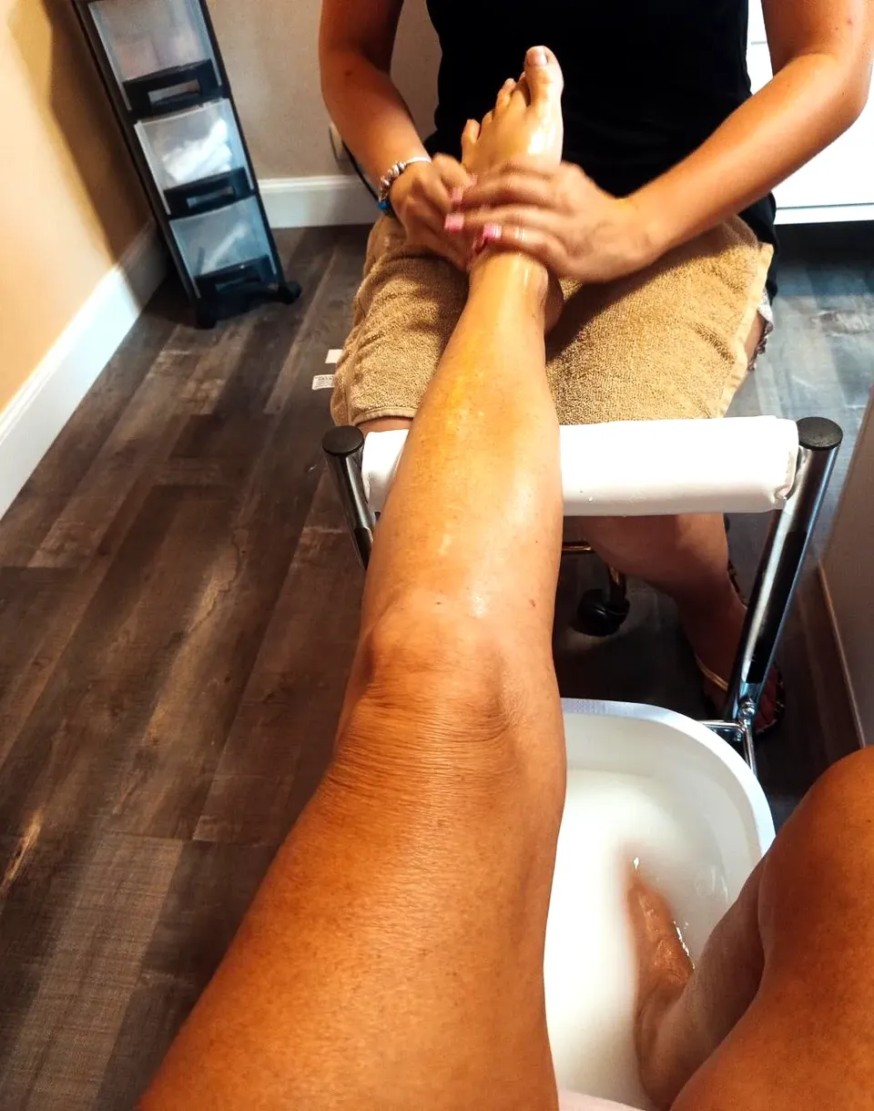 Voetmassage tijdens de pedicure