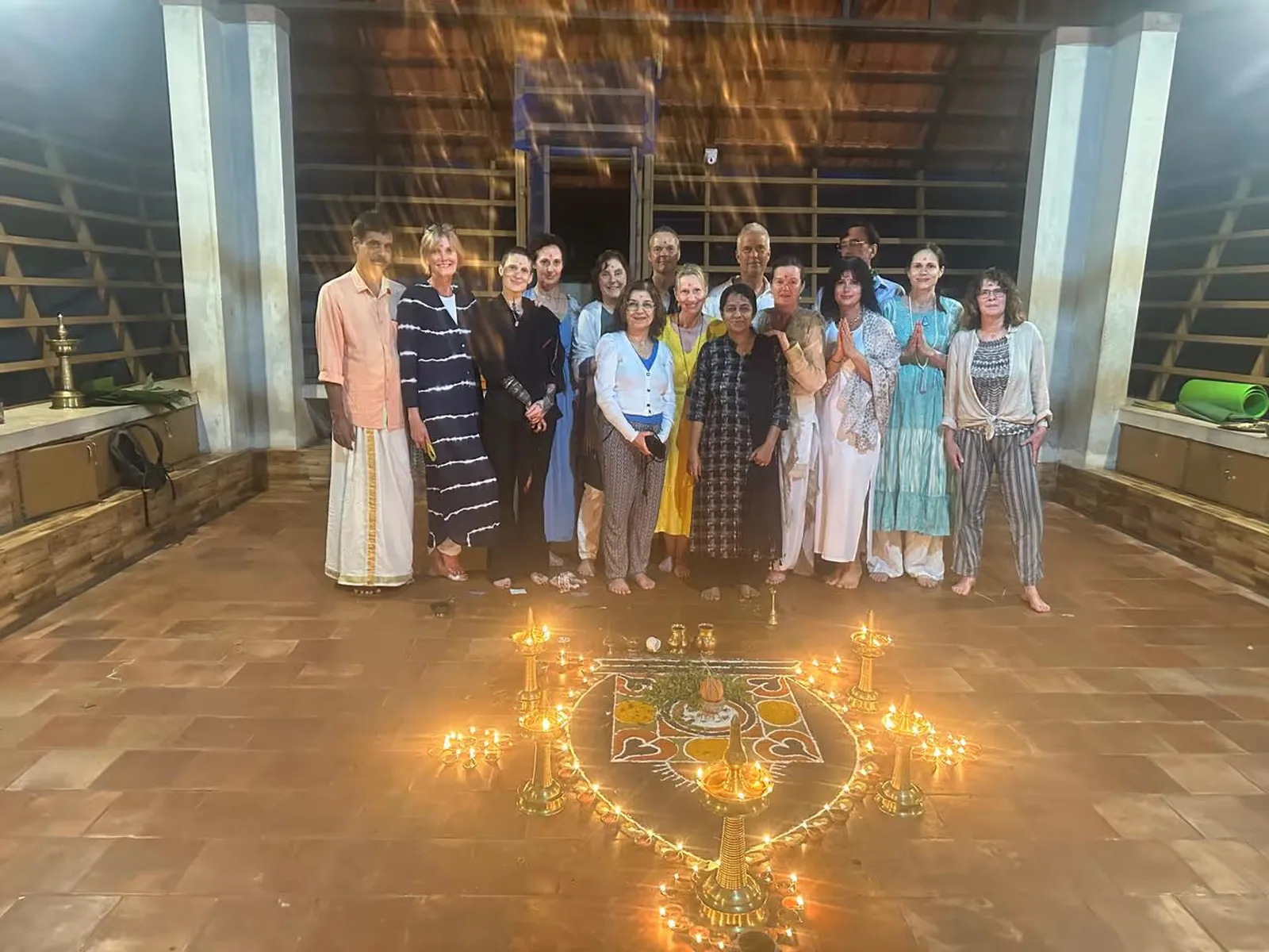 AYURVEDA KUR & YOGA RETREAT IN SÜDINDIEN