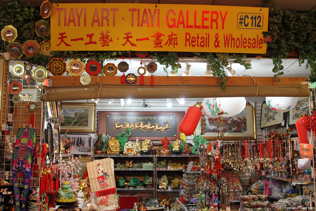 Restaurants and signs in Las Vegas Chinatown on Spring Mountain Road
