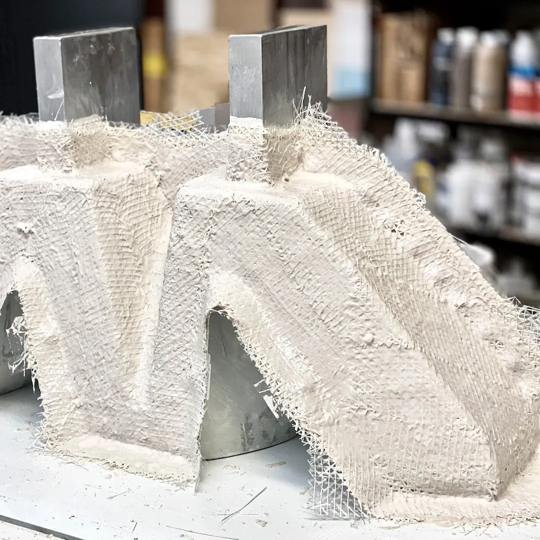 The plaster mould for the zigzag base