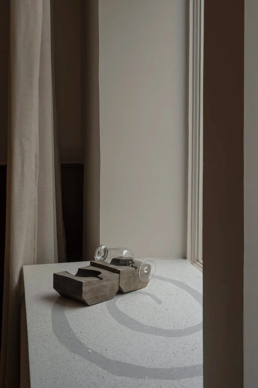 Terrazzo surface with glass objects