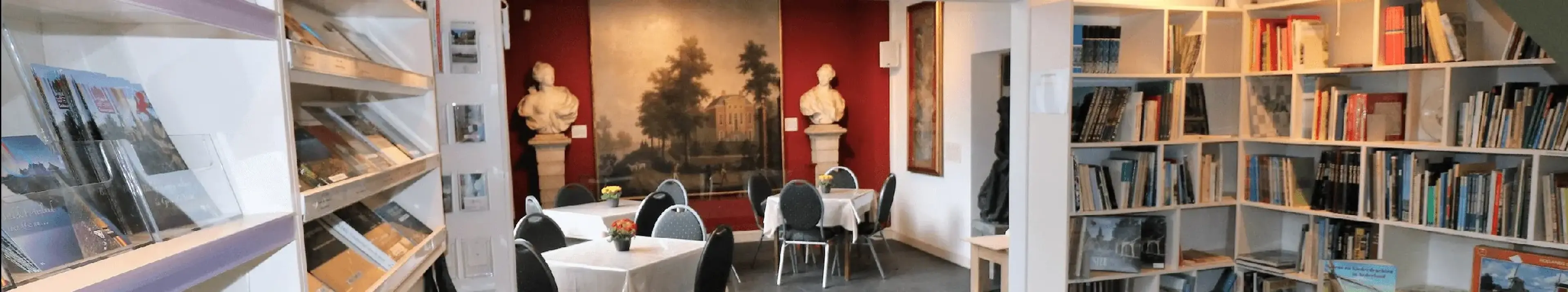 De museumwinkel en het antiquariaat met boeken over de Vechtstreek