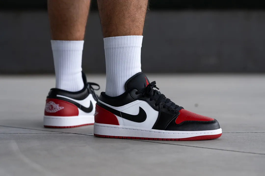Air Jordan 1 Low - Red / Black