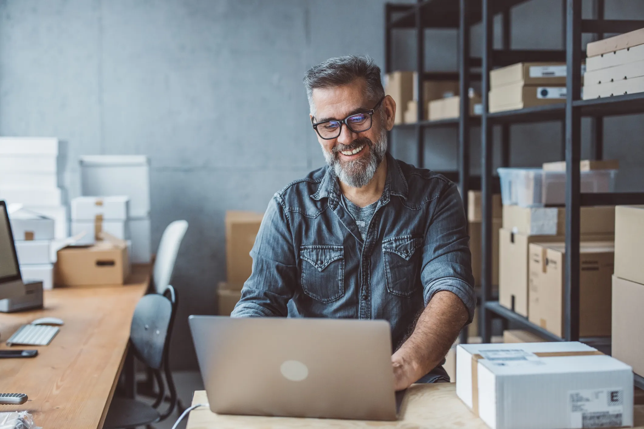 The TecCom Approach: Order Processing in 6 Steps hero image