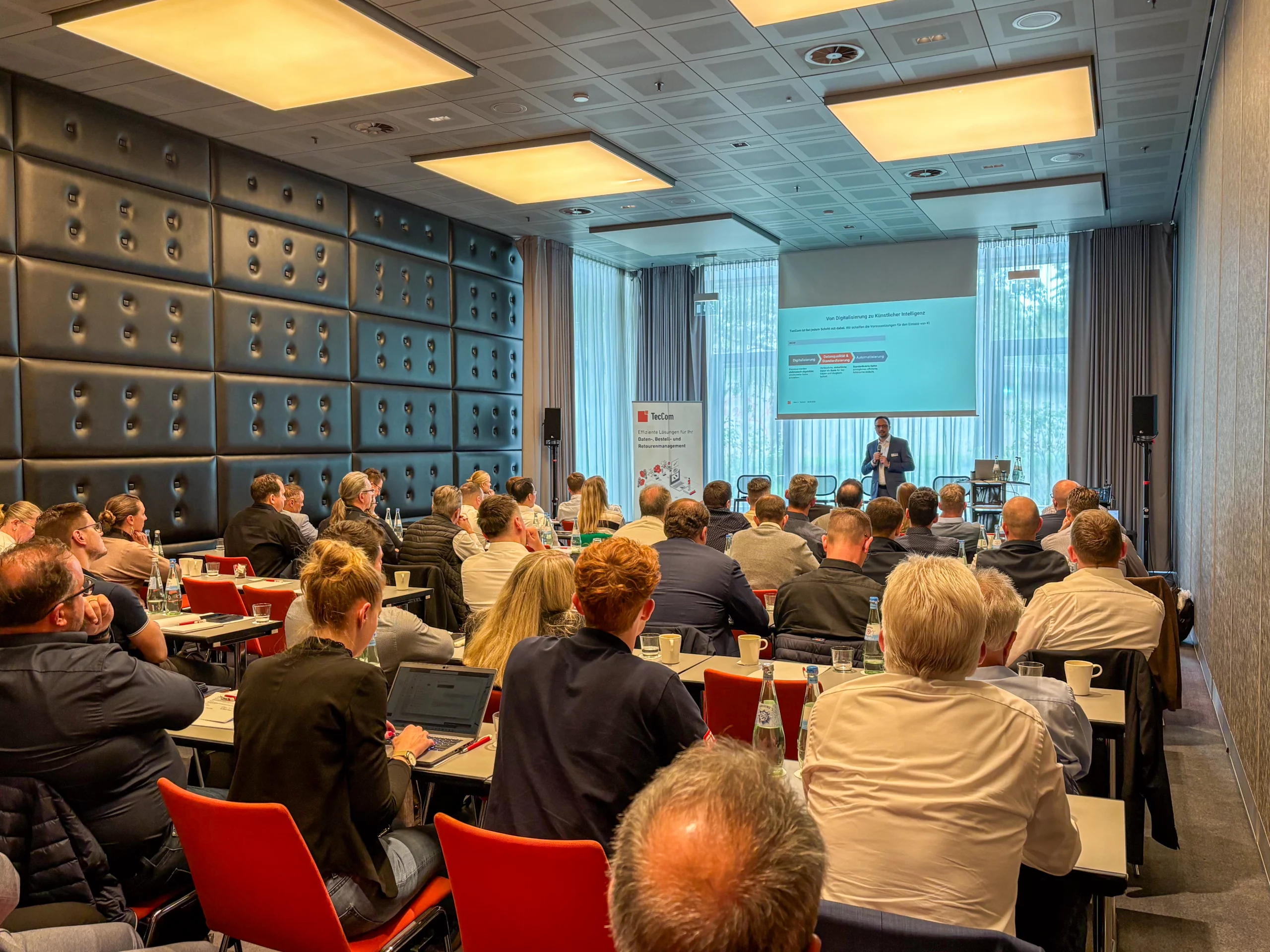 TecCom Community: Insights and Innovation — photo 9 of 10