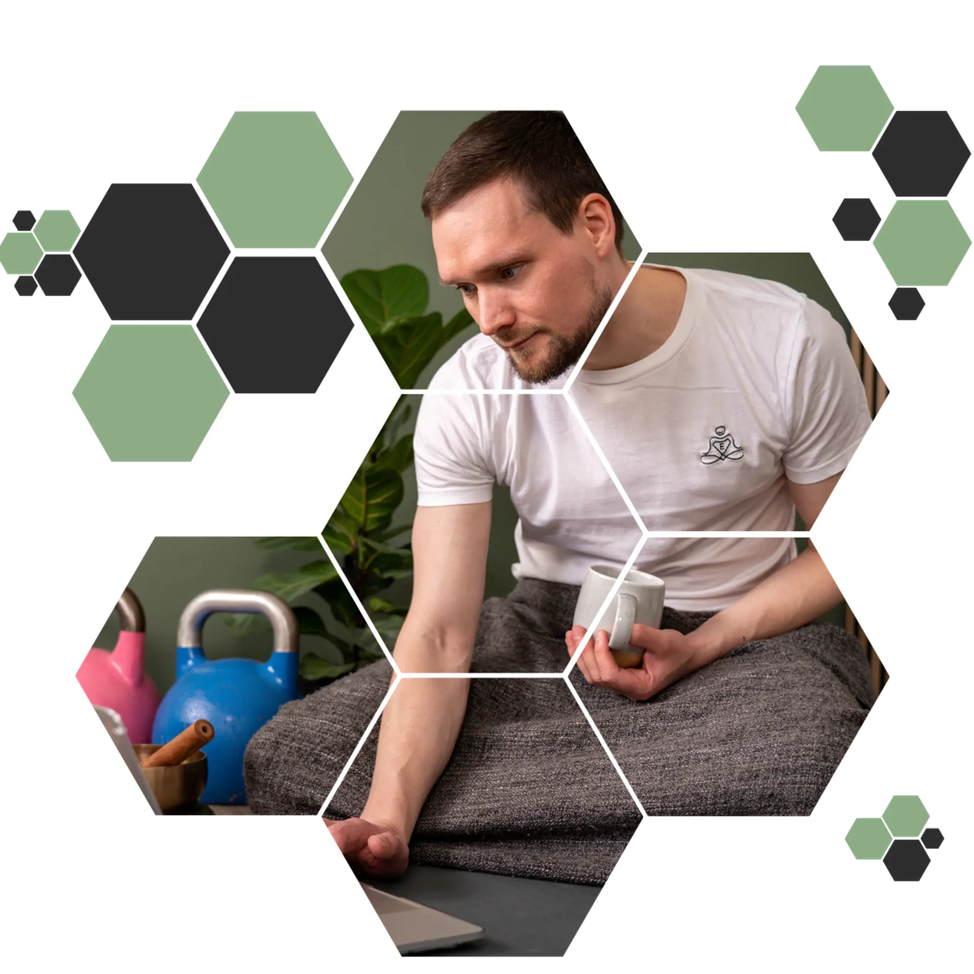 Johannes während einer Entspannungsübung am Laptop