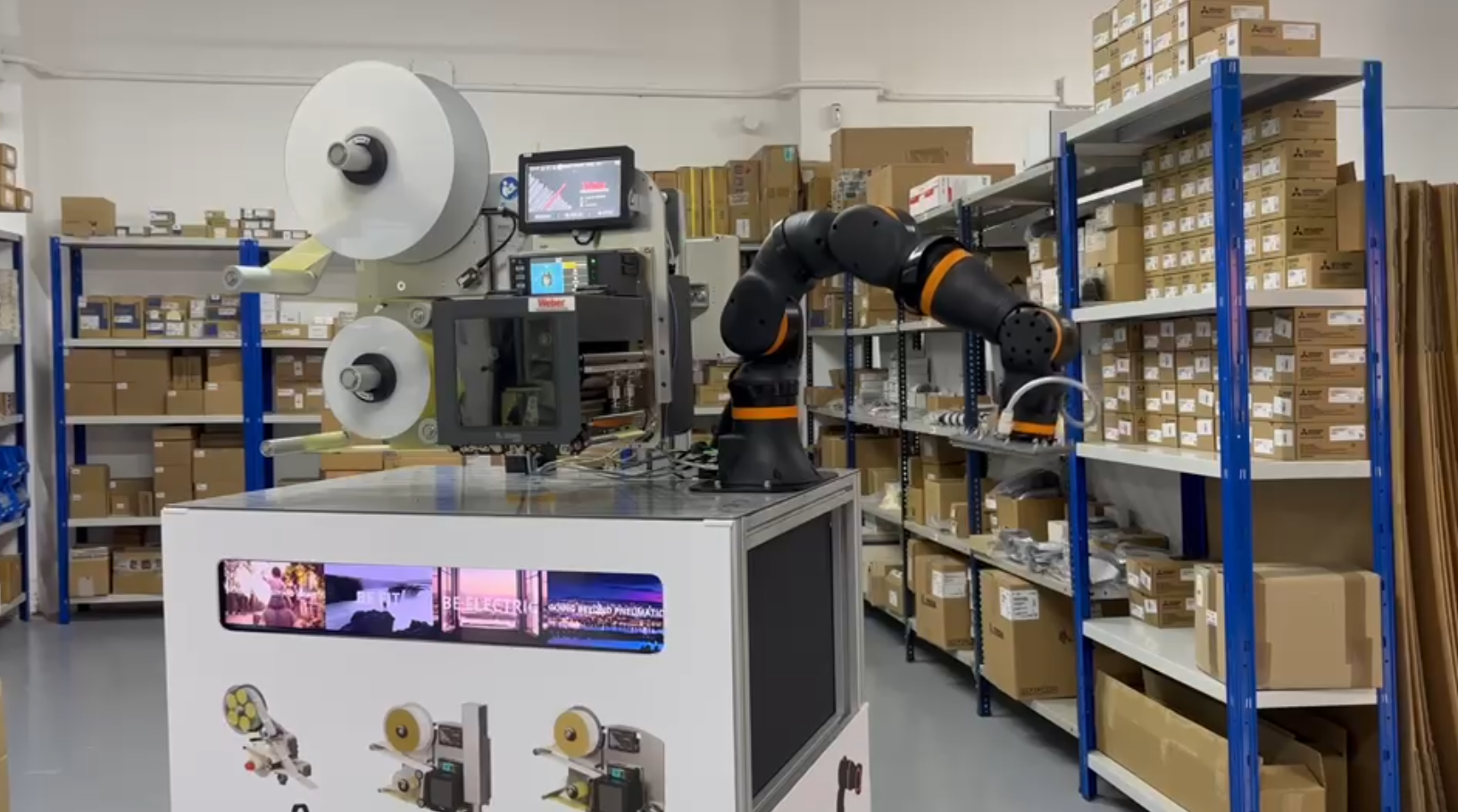 Next-generation labelling with igus ReBeL and NCS Motion Control