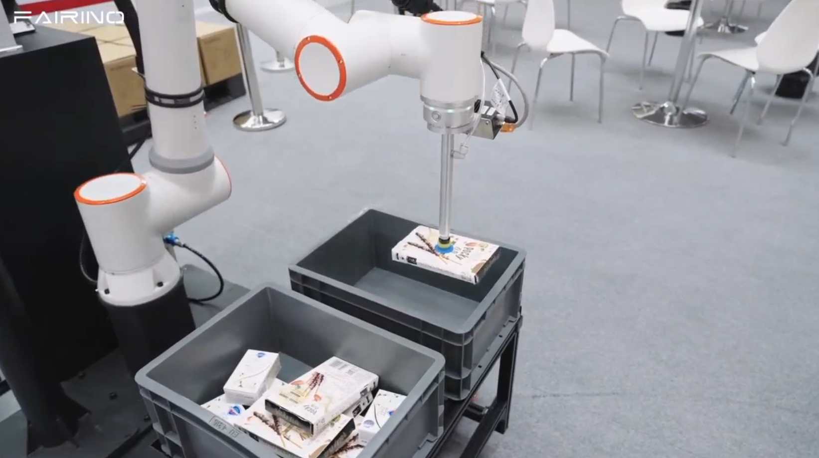 Bin picking with Fairino FR 5 robot