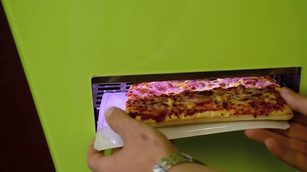 Pizza Vending Machine Enjoyment At The Touch Of A Button