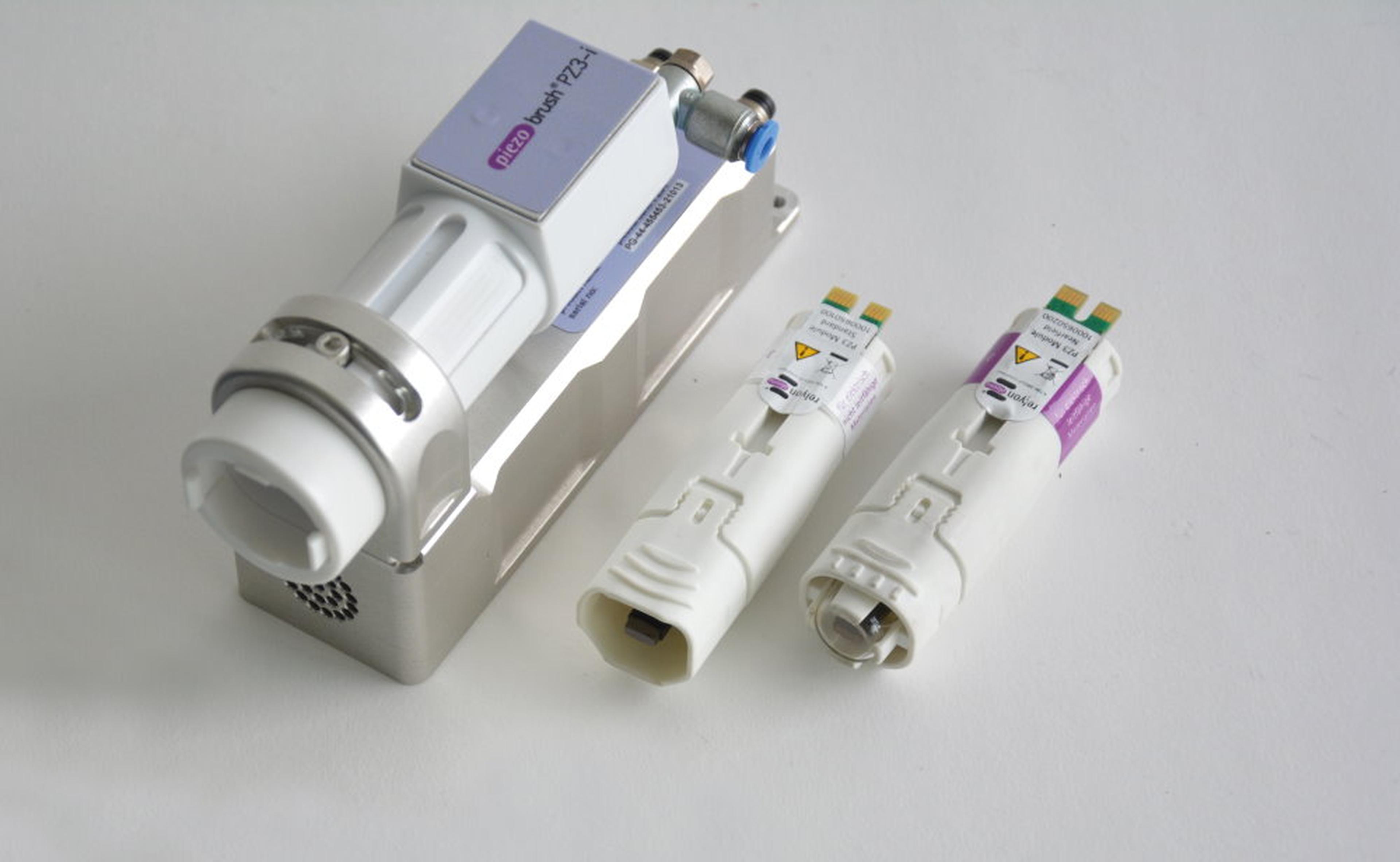 https://a.storyblok.com/f/298593/fd583ad255/piezobrush-pz3-i_modules_03_for_online.jpg