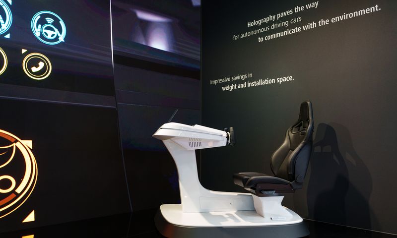 futuristische Steuereinheit