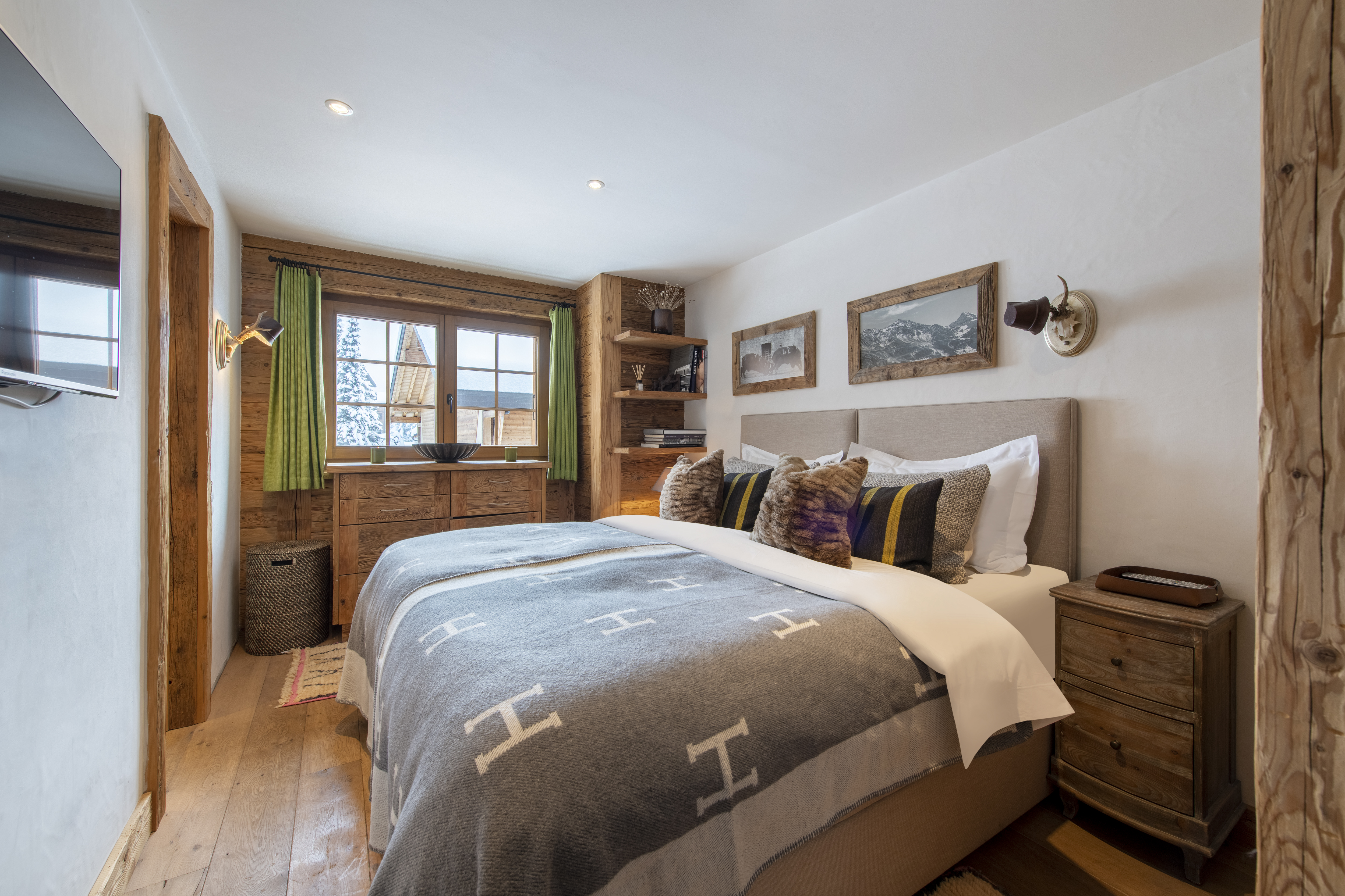 Chalet Apartment Silver - Book Direct with Verbier Exclusive