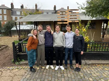 Volunteer at Spitalfields City Farm 2024