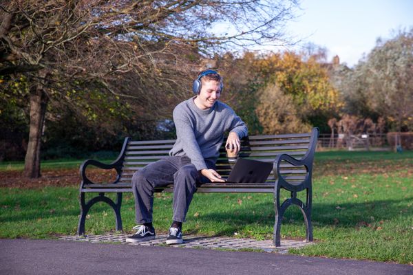 A Guide to HR Careers image