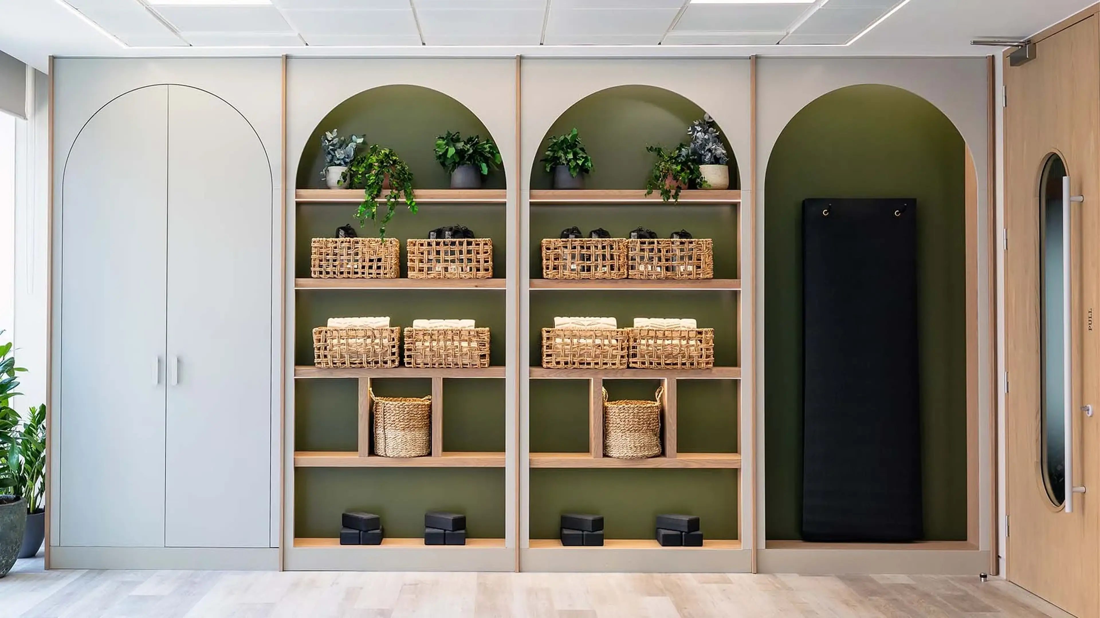 Gallery slider image