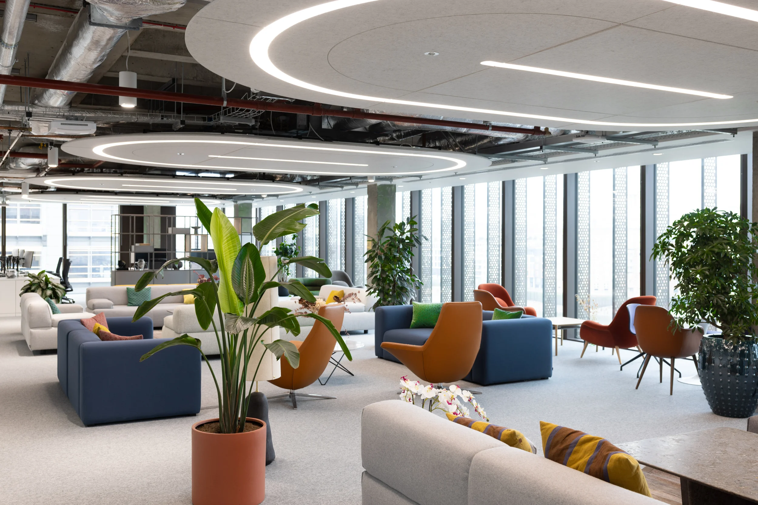 WPP One Southwark Bridge Road Case Study Image