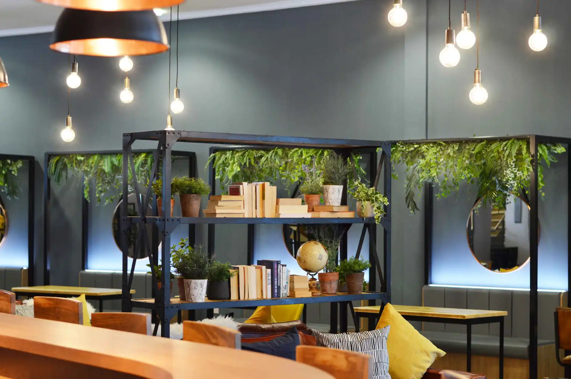 Background media image