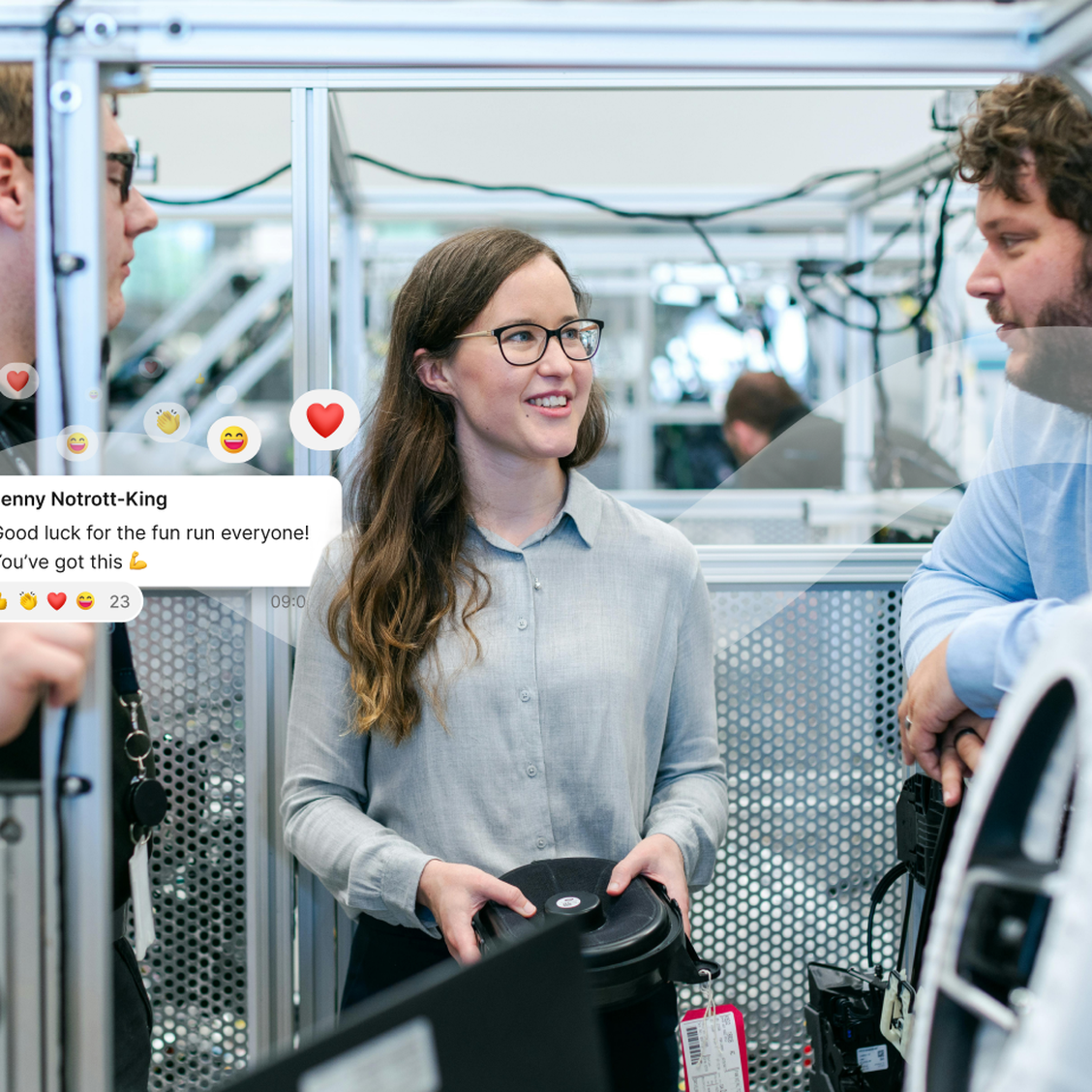 Frontline employees engage via Employee App; comms boost Employee Experience, HR-Portal, Flip Flows.