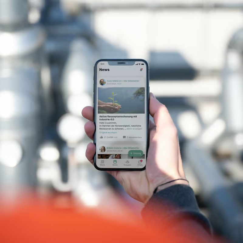 Mitarbeiter App zeigt News, HR-Portal, Intranet; Flip Flows, Mitarbeiterplattform, Employee Experience.