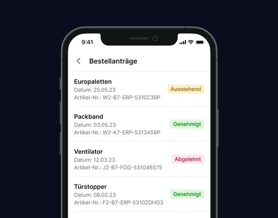 Mobile Mitarbeiter App zeigt Bestellanträge: Ausstehend, Genehmigt, Abgelehnt; HR-Software, Mitarbeiterplattform.