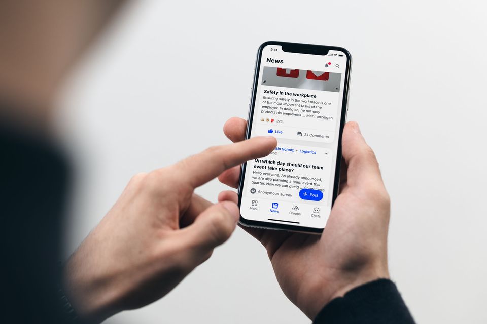 Employee App: Newsfeed with Safety in the workplace, HR-Portal, Employee Experience Platform, Intranet.