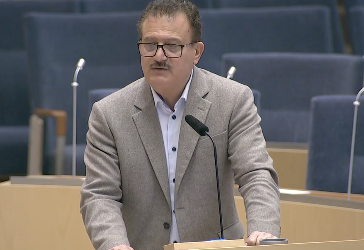 Jamal El-Haj, politisk vilde i Riksdagen