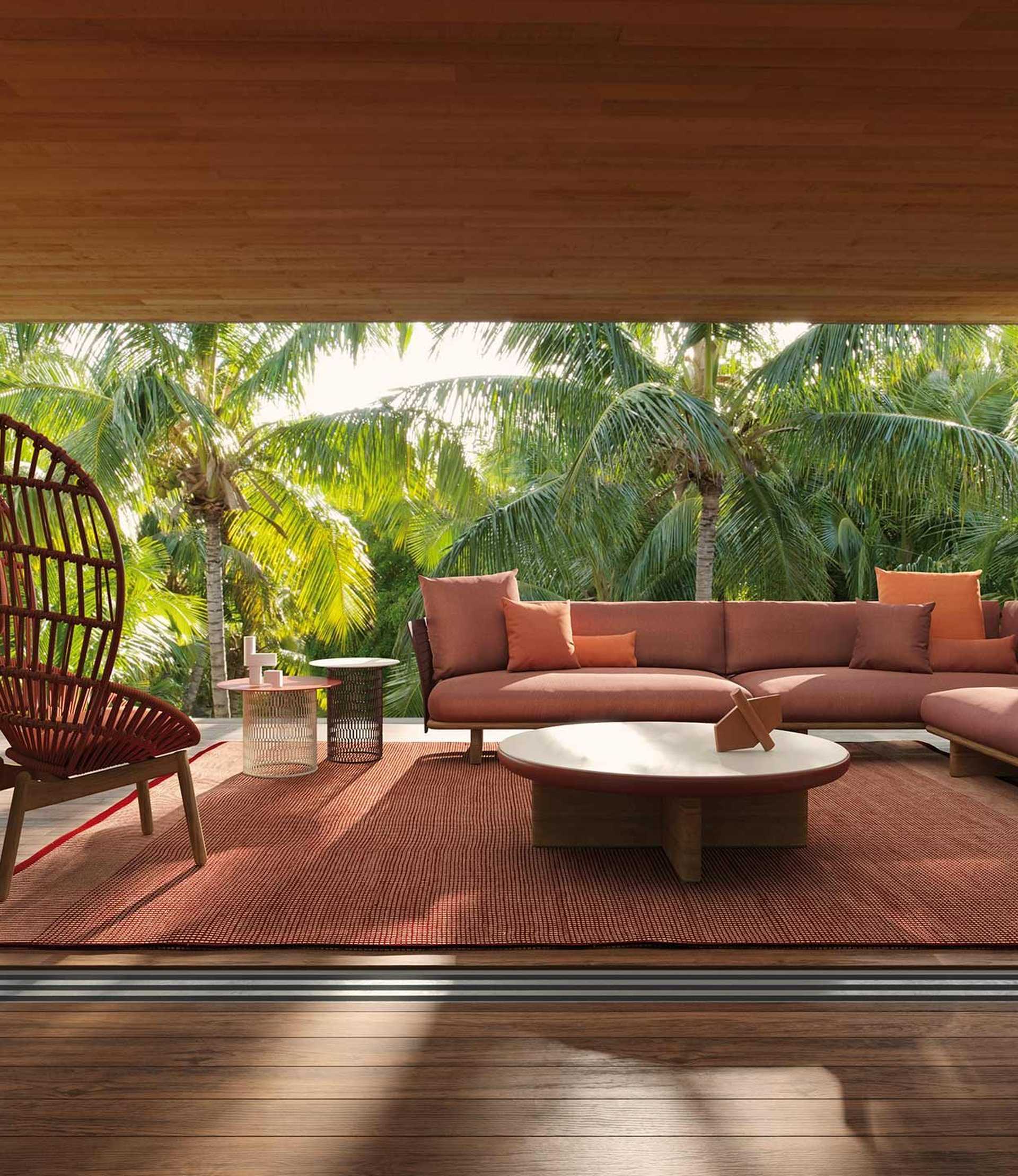 Egetemeier Brands & Designer Kettal Outdoor Lounge