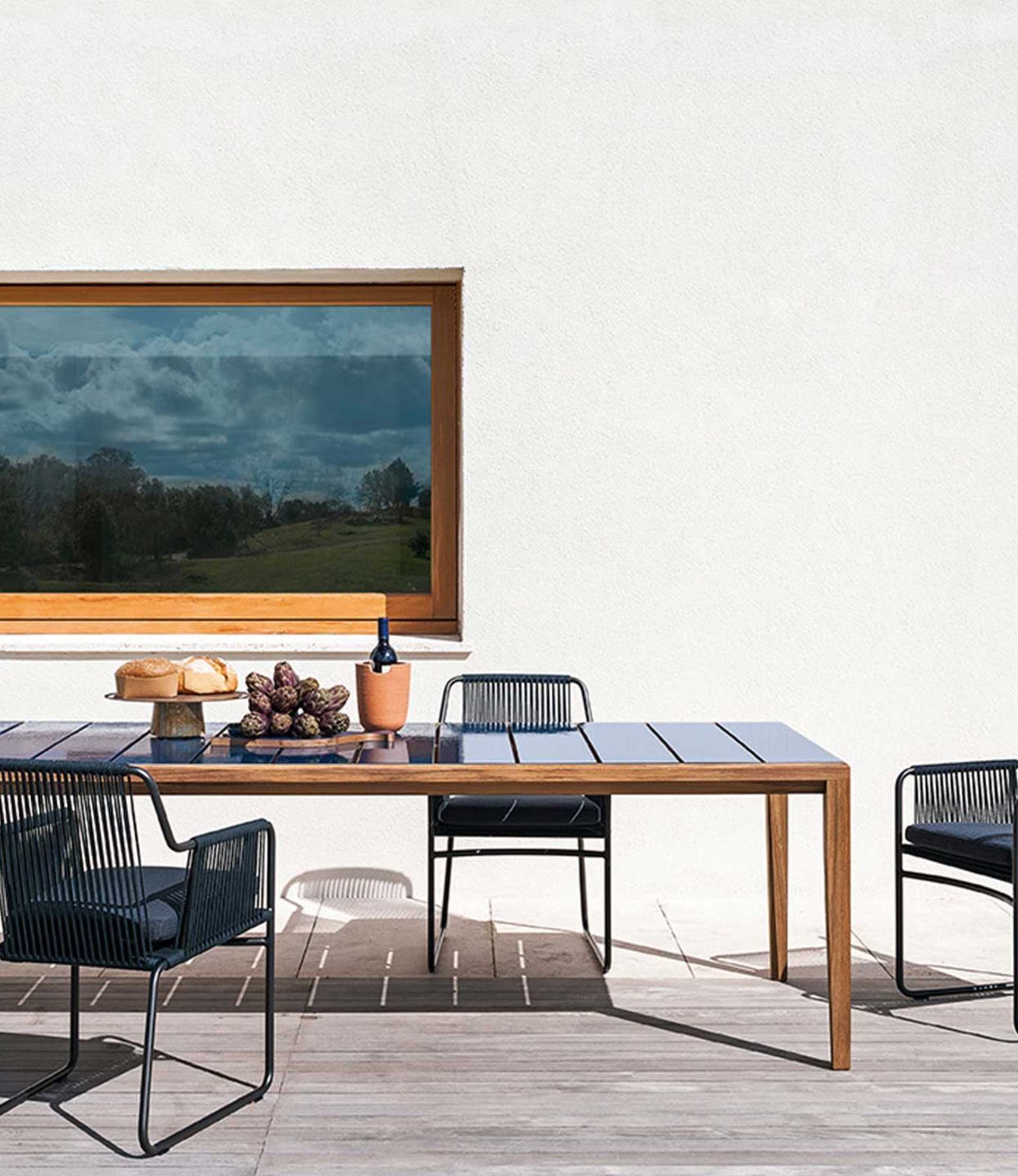 Egetemeier Brands & Designer Roda Outdoor Esstisch