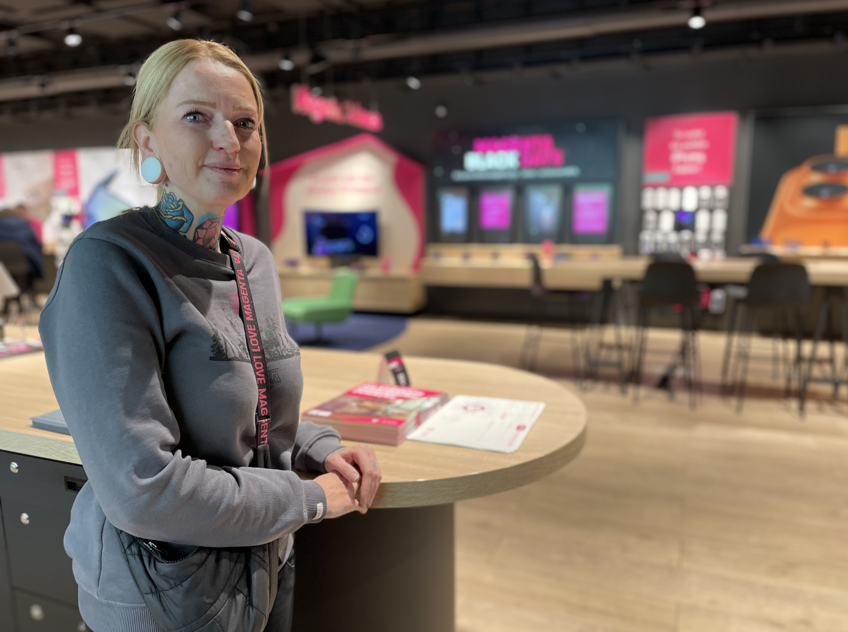 Business Customer Expert Sophia Fellenberg from the Telekom Shop Dresden