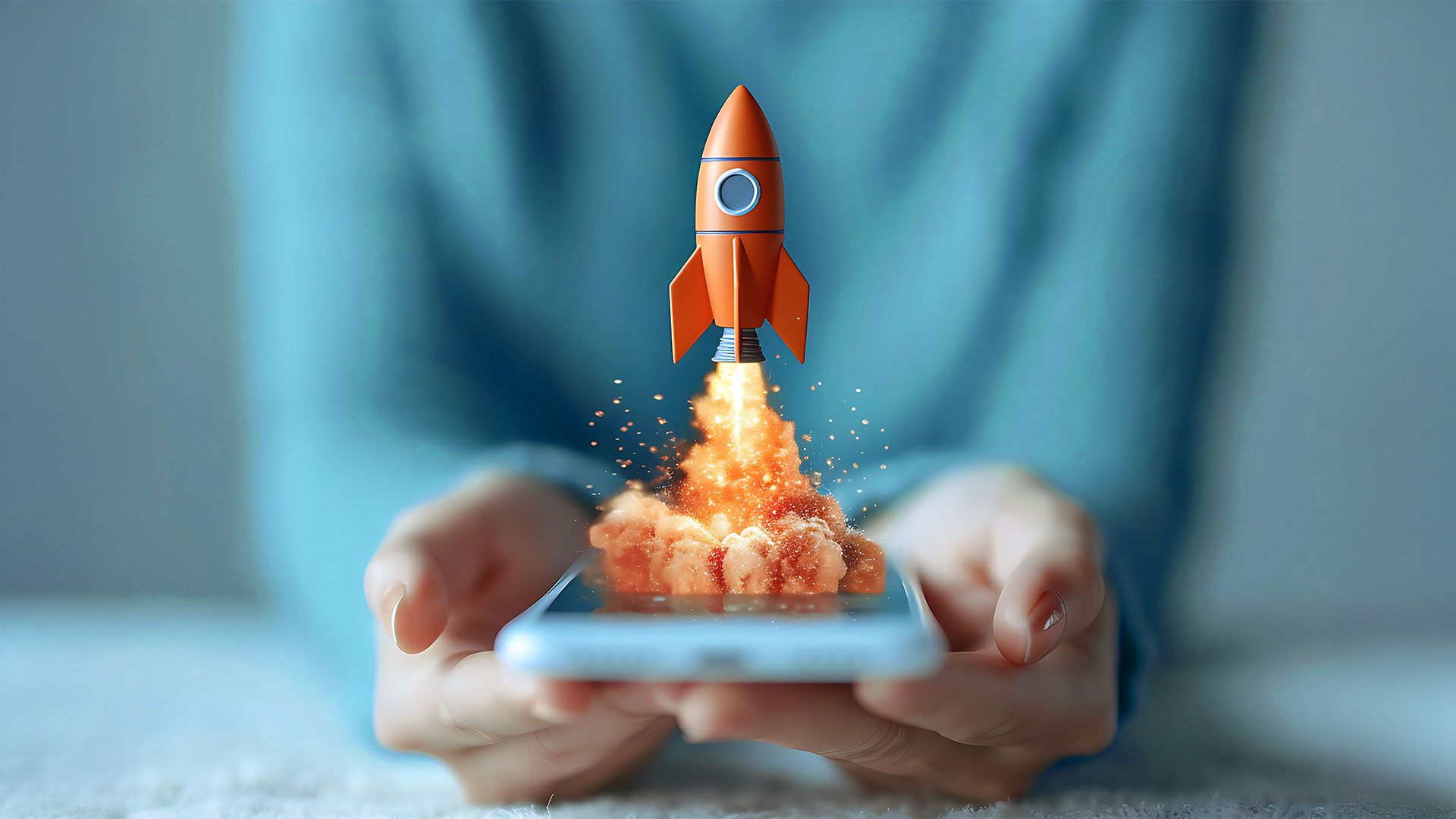 Eine Person hält ein Smartphone in der Hand, aus dessen Bildschirm eine kleine Rakete abhebt die RCS symbolisiert, wobei Wolken und feurige Antriebseffekte entstehen.