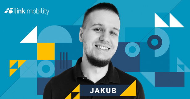 A graphic of Jakub, a smiling backend developer at LINK Mobility, shown against a blue geometric design that reflects his journey and experience working at LINK.