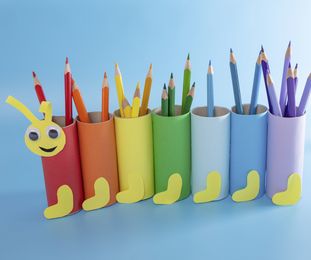 Regenbogen-Raupe-Stiftehalter