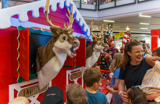 Carolling Reindeers