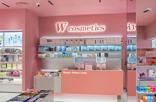 W cosmetics - Grand Opening