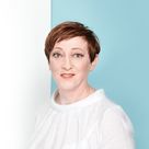 Portraitfoto von Gabriele Lenger