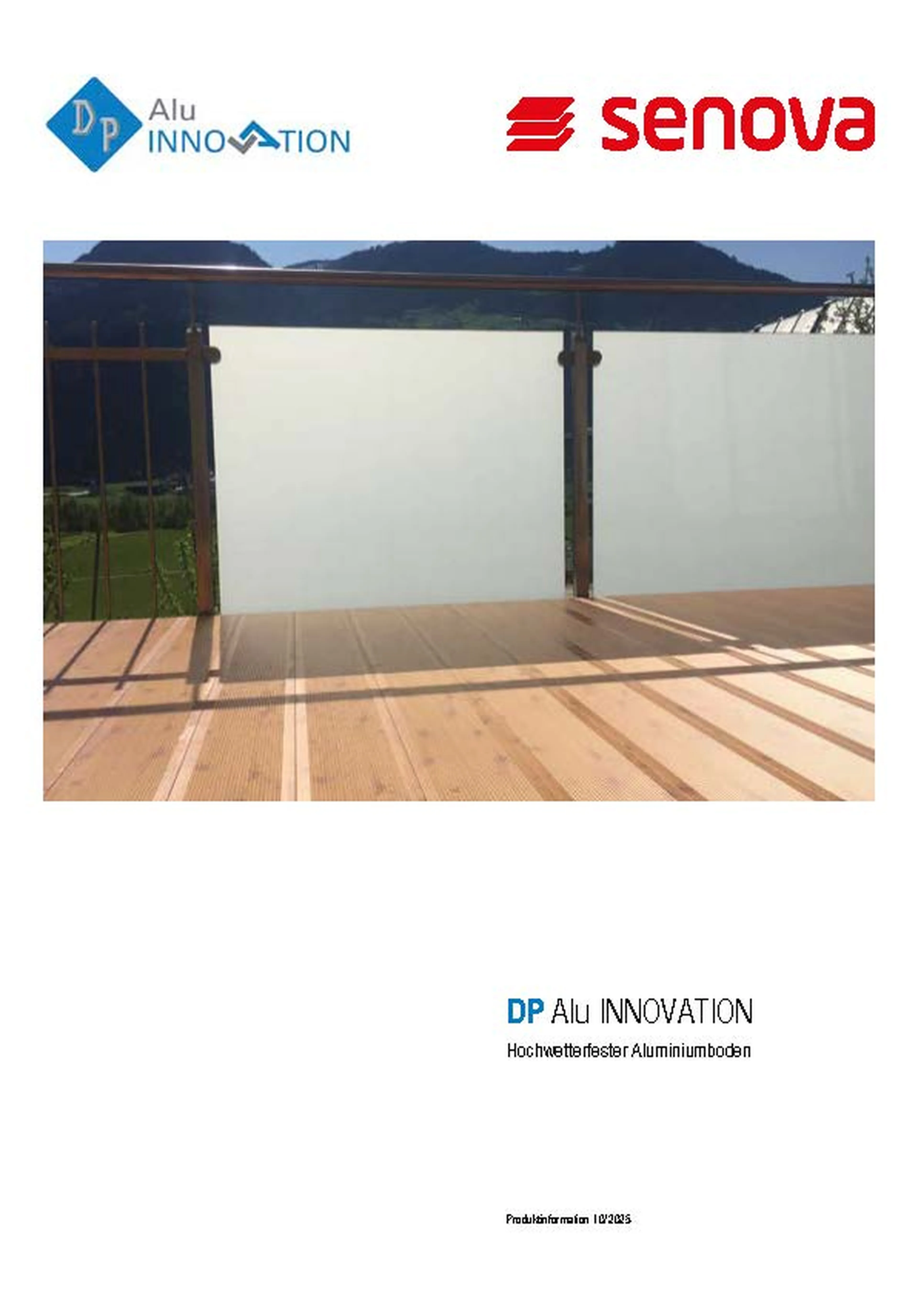 Wooden deck with frosted glass railing, logos of DP Alu Innovation and Senova above. Text: "Hochwetterfester Aluminiumboden."