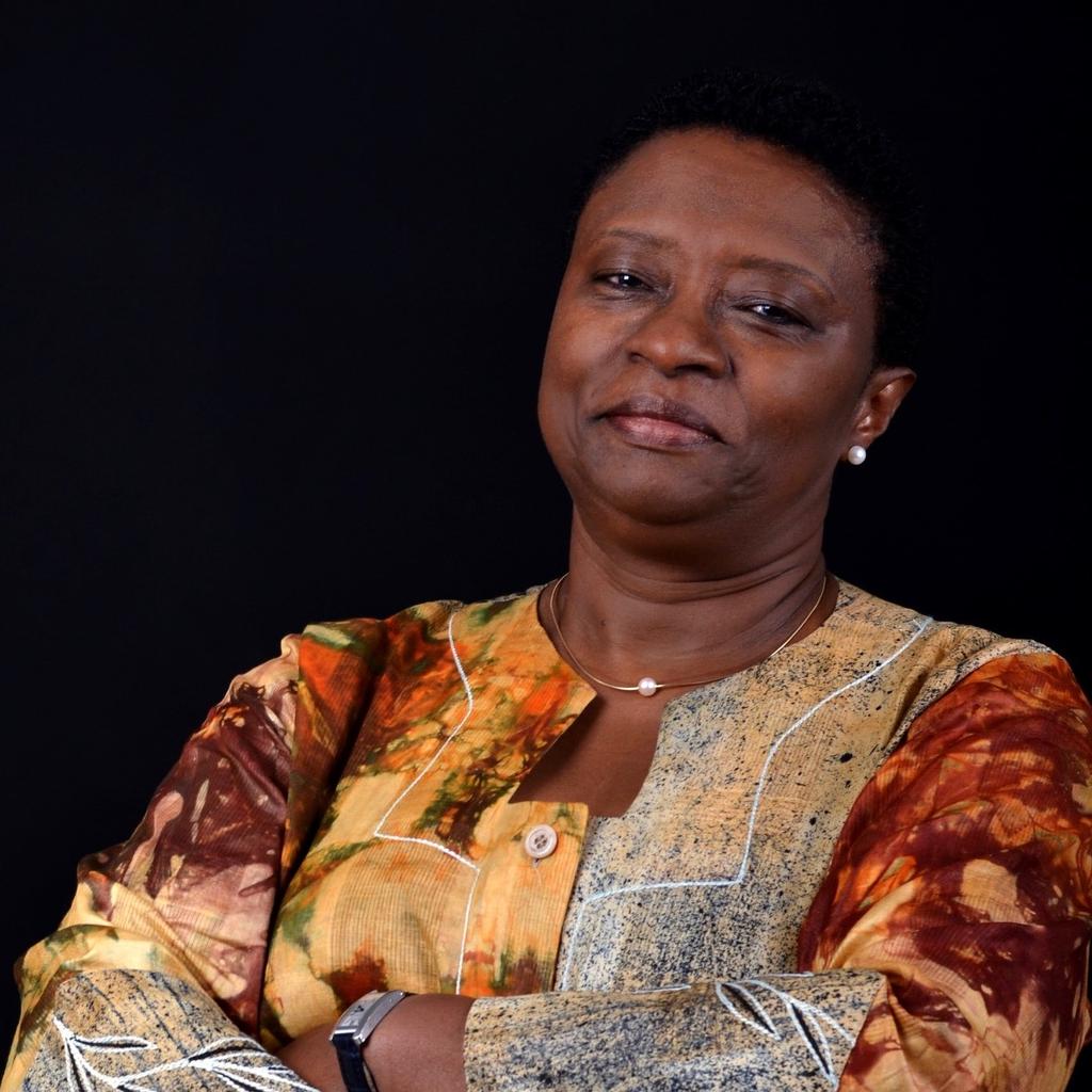 Portrait of Magda Robalo