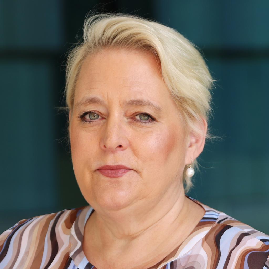 Portrait of Christine Stegling